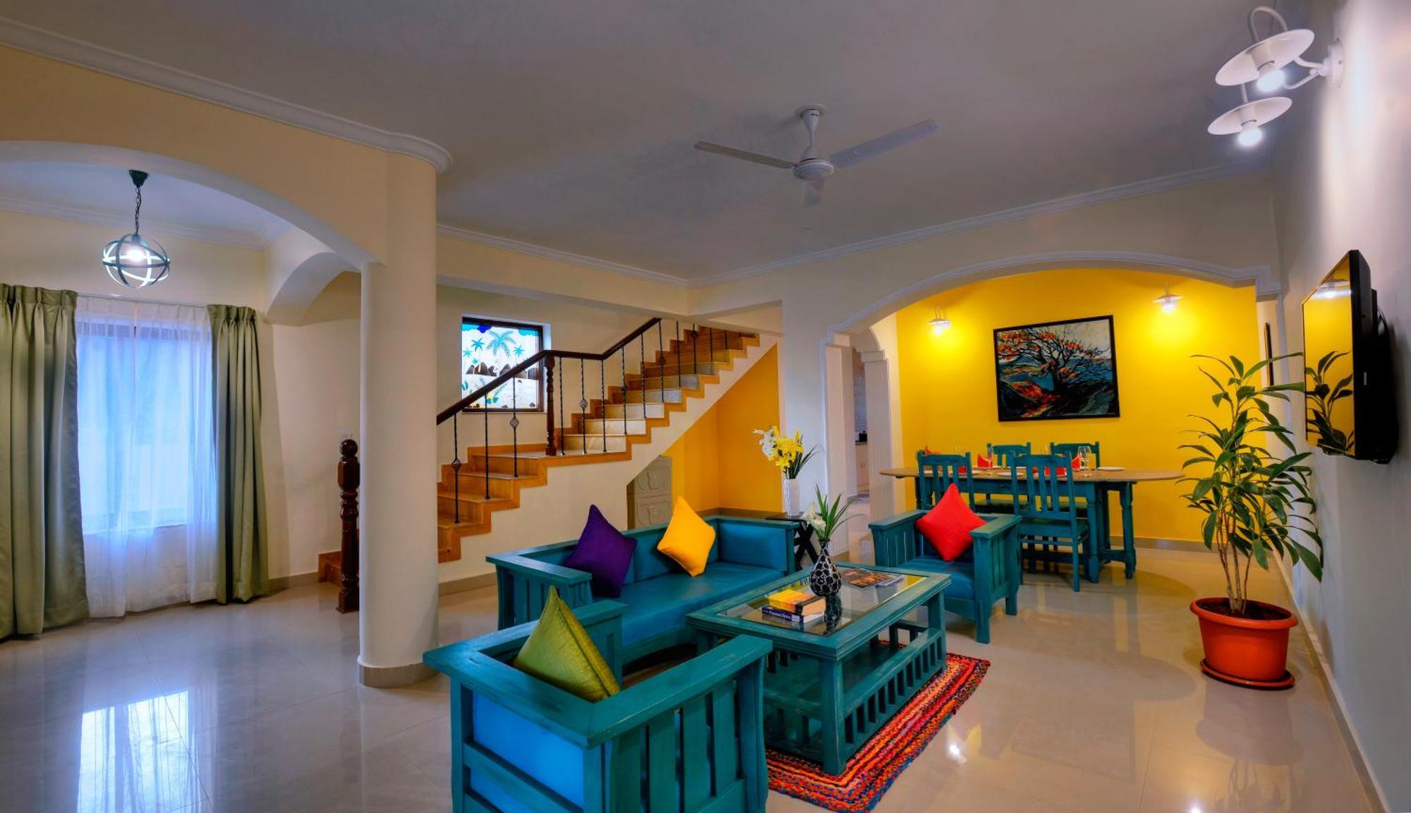 Treehouse Blue Hotel & Villas โคลวา ภายนอก รูปภาพ
