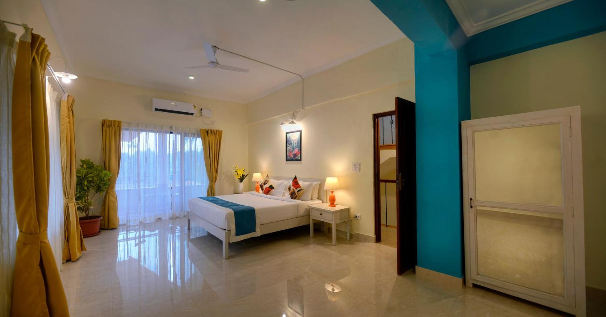 Treehouse Blue Hotel & Villas โคลวา ภายนอก รูปภาพ