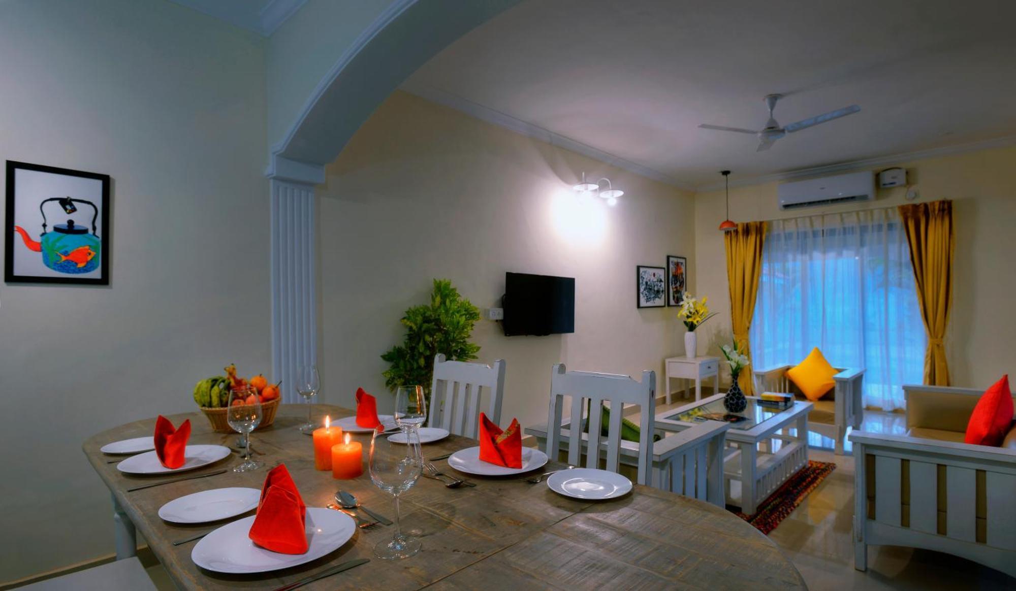 Treehouse Blue Hotel & Villas โคลวา ภายนอก รูปภาพ