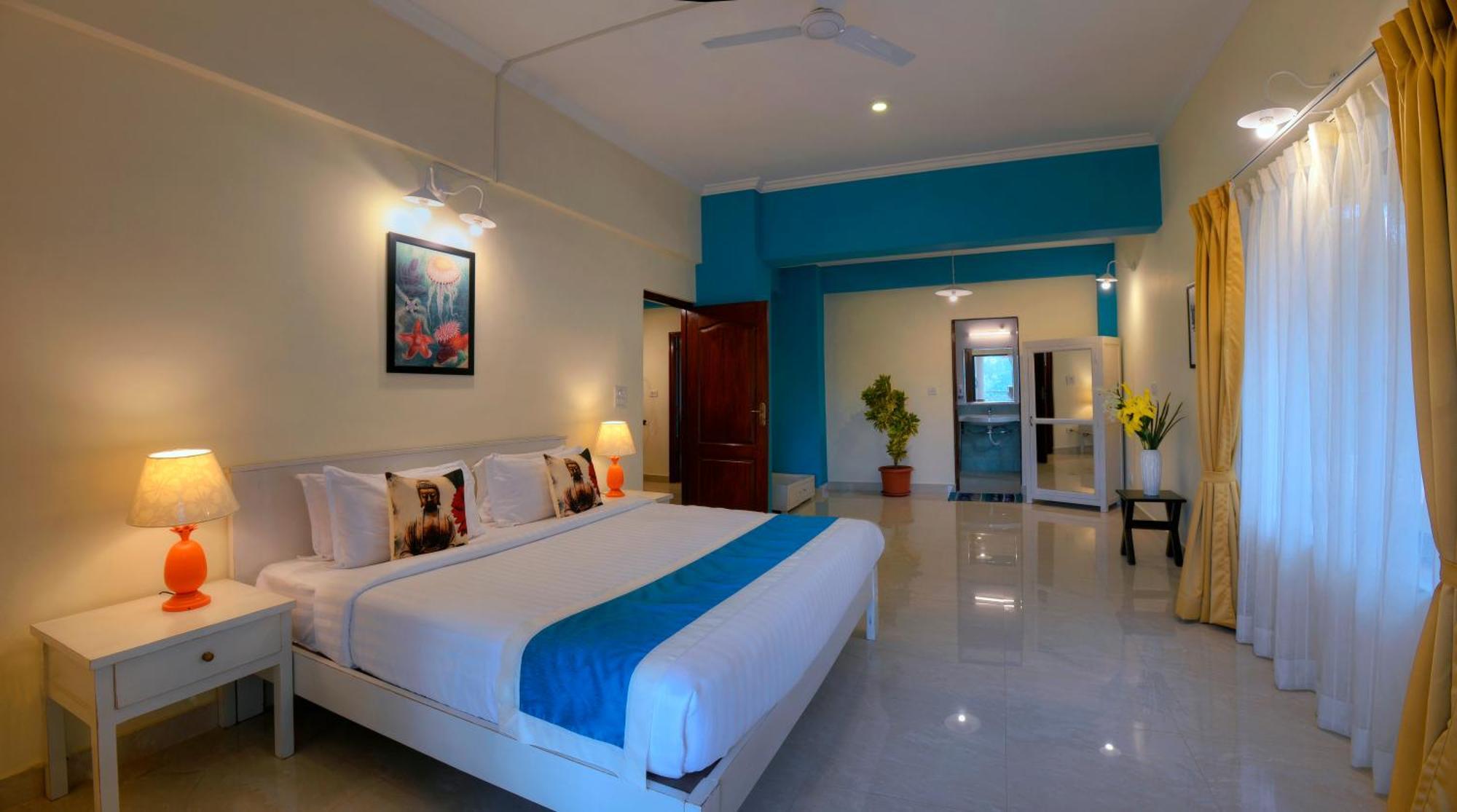 Treehouse Blue Hotel & Villas โคลวา ภายนอก รูปภาพ